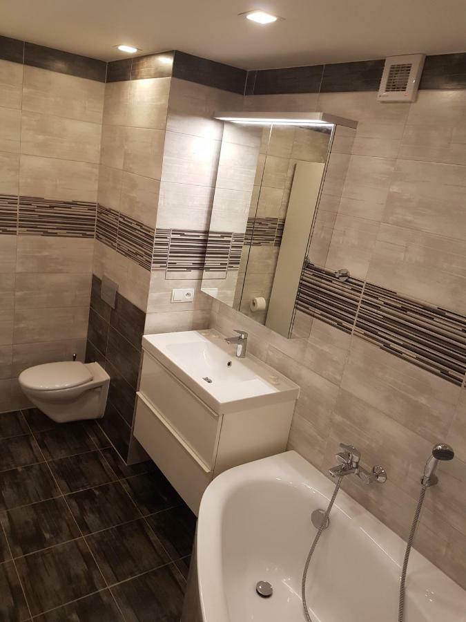 ברטיסלאבה Casa Verde Apartment מראה חיצוני תמונה