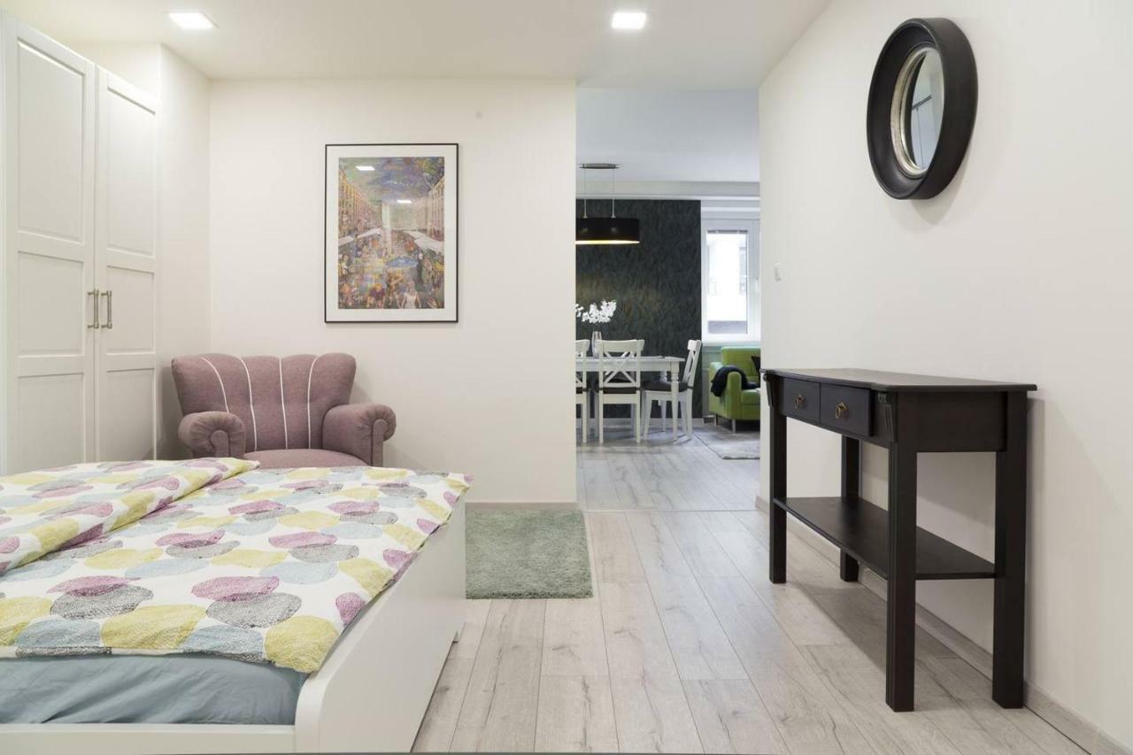 ברטיסלאבה Casa Verde Apartment מראה חיצוני תמונה